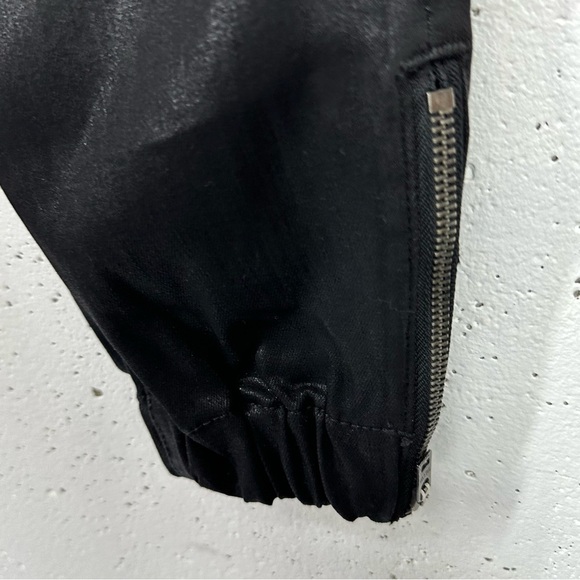 7 for All Mankind size 25 Coated Black Darted Boyfriend Jogger Jeans - Picture 8 of 14